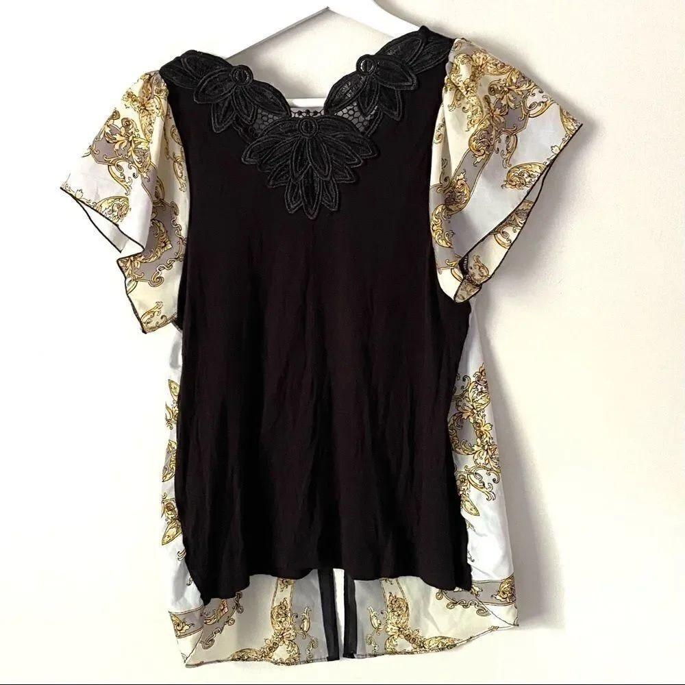 Unity world wear Split front layered lace back - Picture 5 of 5